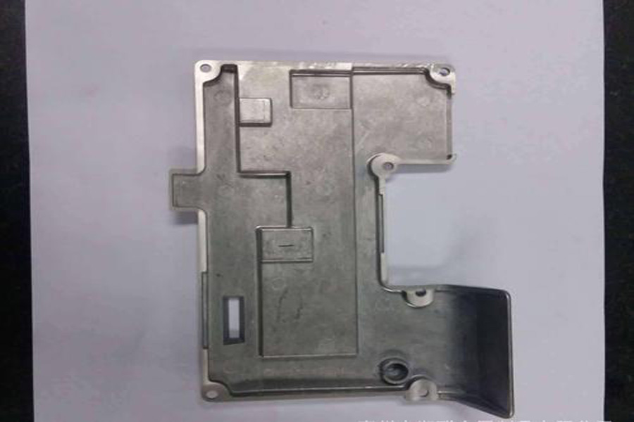What is the cause of the yellowing of the die-casting mold