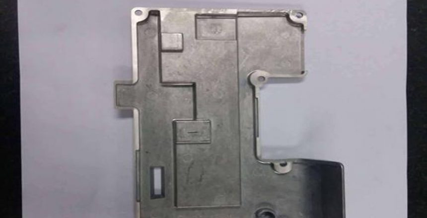 What is the cause of the yellowing of the die-casting mold